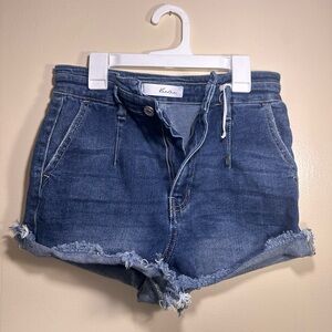 Kancan Jean shorts, size medium

(INV#A35)